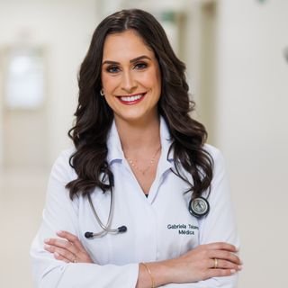 Dra. Gabriela Teixeira Da Silveira