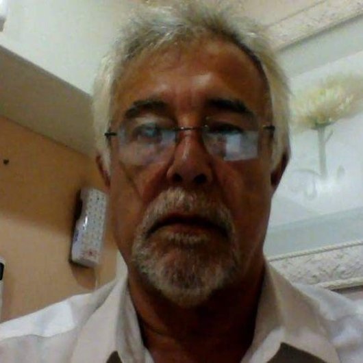 Dr. Roberto Salles de Queiroz Muniz