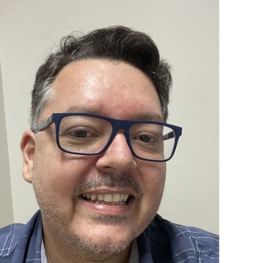 Dr. André Meneguel de Lara