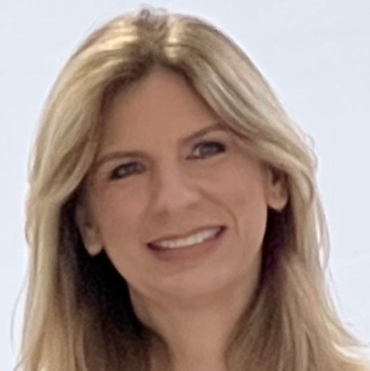 Dra. Lilian Klein Gomes