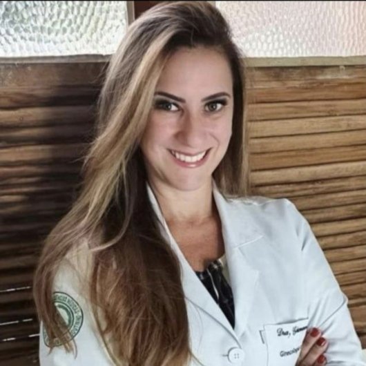 Dra. Giovana Ferreira Zanin Gonçalves