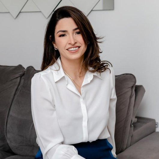 Dra. Amanda Mouallem