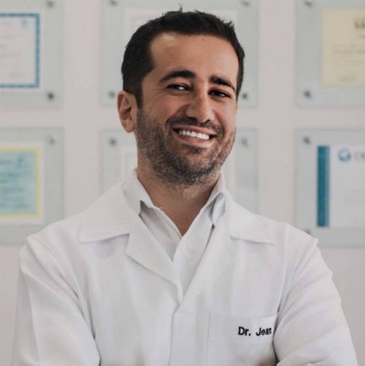 Dr. Jean Martins Correa