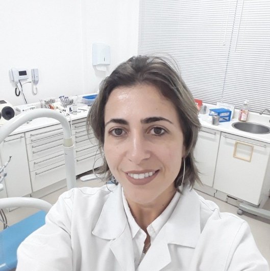 Dra. Maryane Sassi Telles Baptista