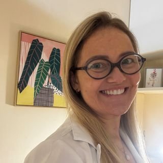 Dra. Katia Vasconcelos