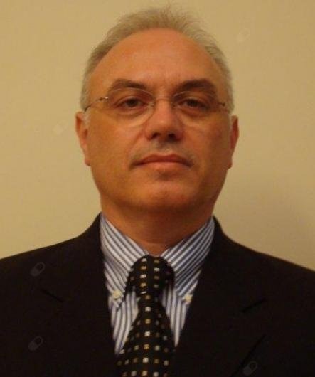 Dr. Miguel José Elvira