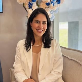 Dra. Andreza Andrade Barbosa .