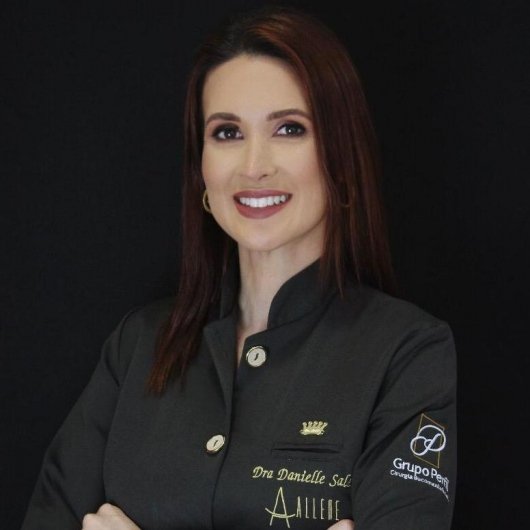 Dra. Danielle Sales