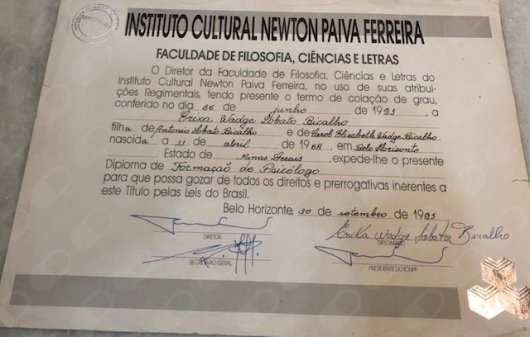 Dra. Erika Wadge Bicalho de Oliveira