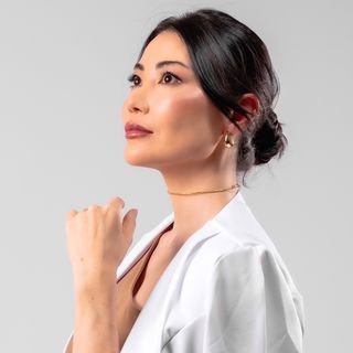 Dra. Marina Kimie Oba