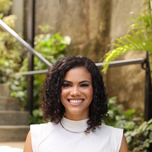 Dra. Ana Beatriz Neves