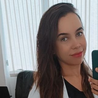 Dra. Bruna Gonçalves Moreira