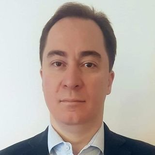 Dr. Fernando Campos Queiroz
