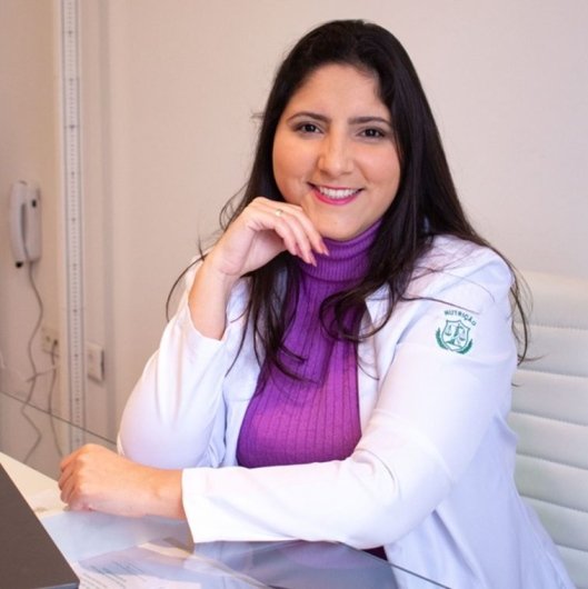 Dra. Jhenyffer Gomes