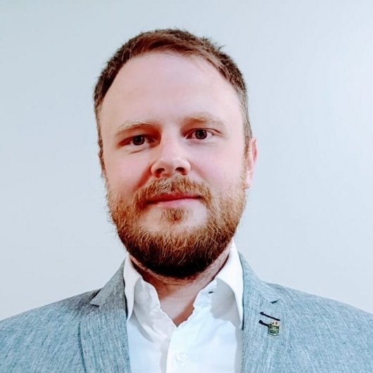 Dr. Guilherme Eckert Peterson