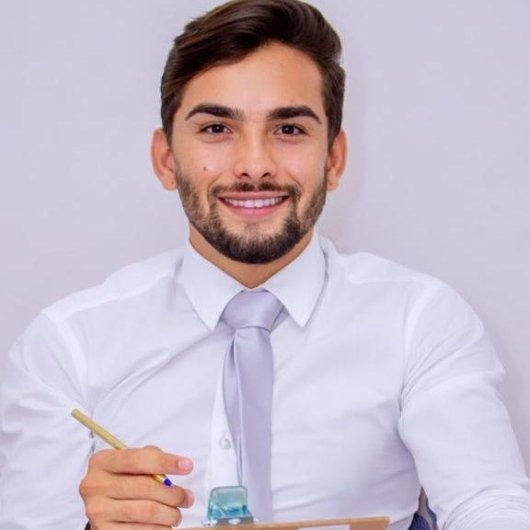 Dr. Frederico Porto