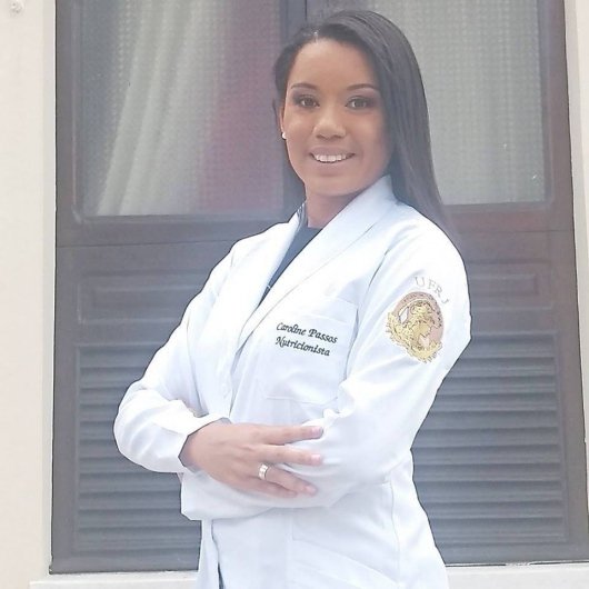 Dra. Caroline Passos
