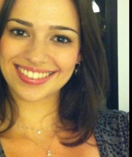 Dra. Aline Lavorato Gaeta