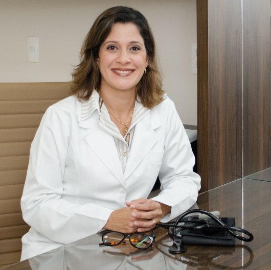 Dra. Ana Lia Ferreira De Oliveira
