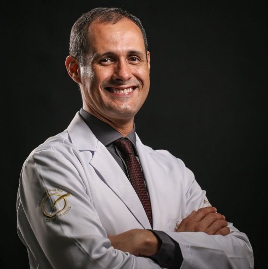 Dr. Wolff Hans