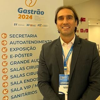 Dr. Daniel de Holanda Araújo