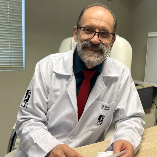 Dr. Manuel Ruedas