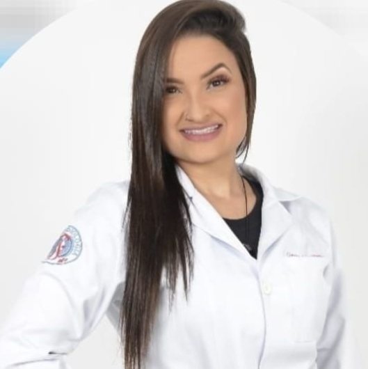 Christiane de Oliveira Pereira