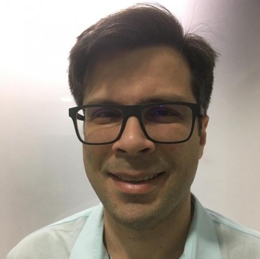 Dr. Arthur Cardoso