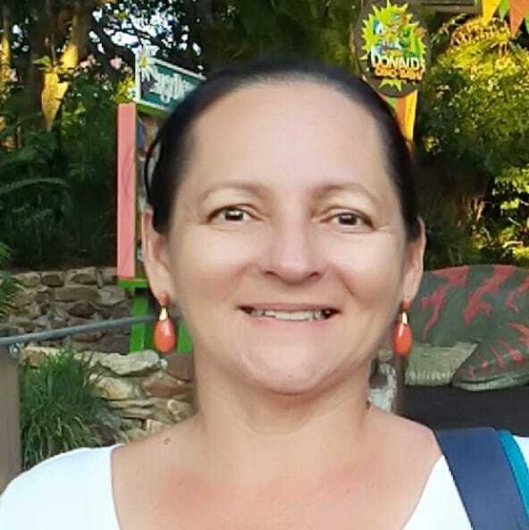 Dra. Marinelia Gomes
