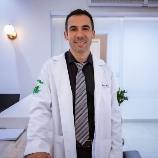 Dr. Francisco Mota