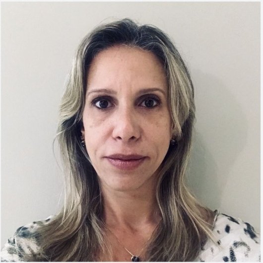Dra. Karina Borgonovi Silva Barbi