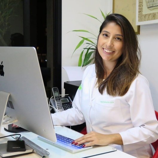Dra. Jessica Bantim