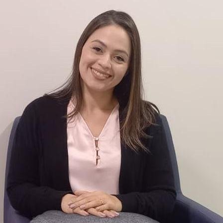 Dra. Carolina Abreu