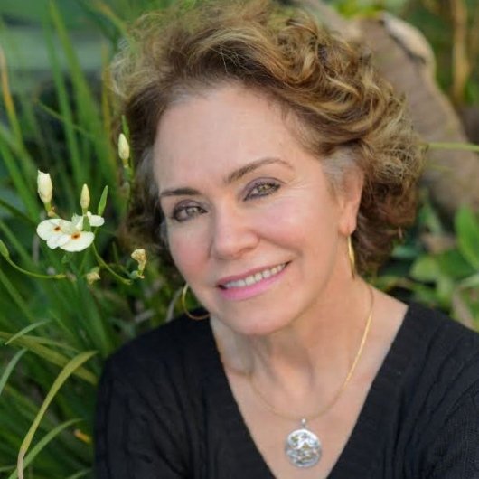 Dra. Tania Leiria