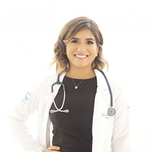 Dra. Joana Mayra Lima