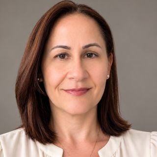 Dra. Vera Veras