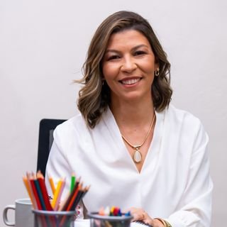 Mônica Oliveira B. da Costa
