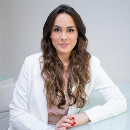 Dra. Cassia Pohlmánn Valle