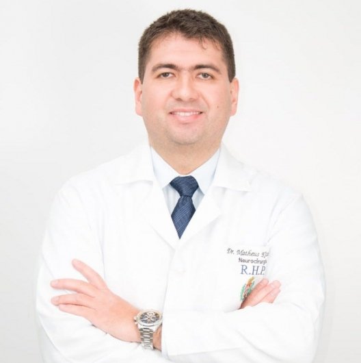 Dr. Matheus Kitamura
