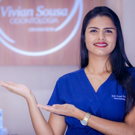 Dra. Vivian Sousa