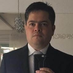 Dr. Fabio Sales Vieira