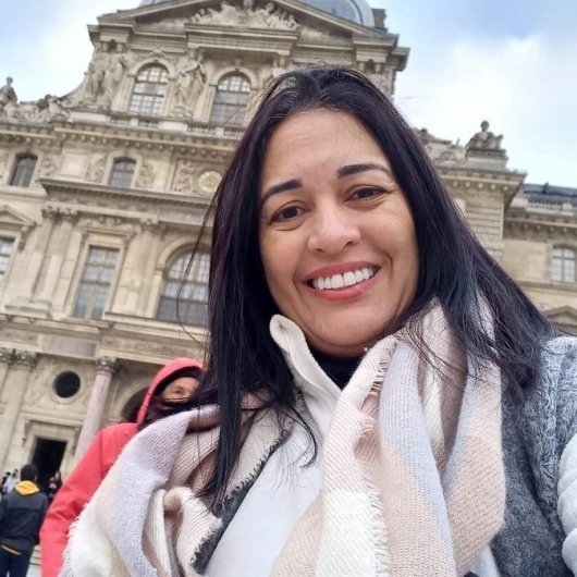 Dra. Vivian Maria Silva