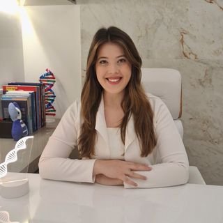 Dra. Karolyne Michele Moura Raftopoulos