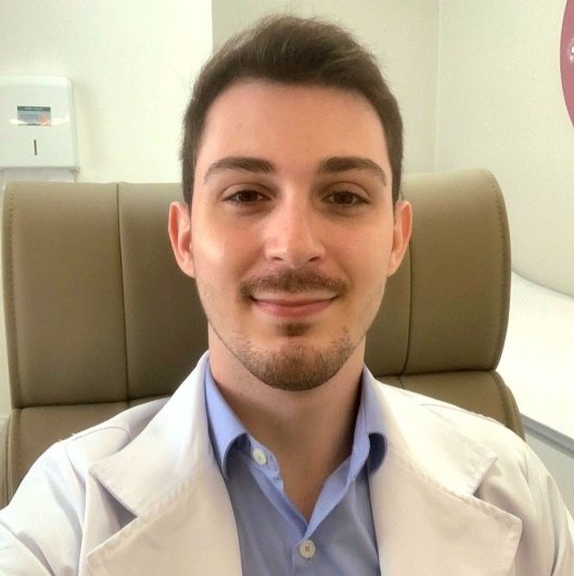 Dr. Lucas Moyses Carvalho de Oliveira