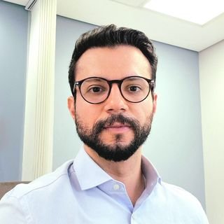 Dr. Georges Saab