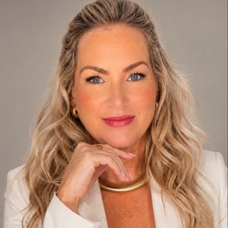 Dra. Bruna Maria Pereira Lucas Silva