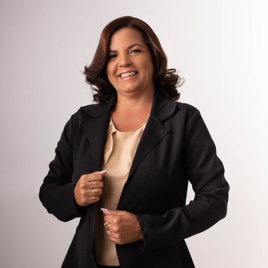 Simone Soares