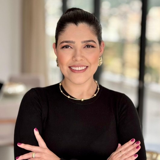 Dra. Karolyne Moura Rique Dressler de Espindola