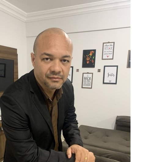 Dr. Maycon De Oliveira