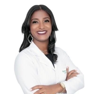 Dra. Naiara Cristine Jesus